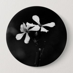 minimale schwarze und weiße Blumenelemente Button