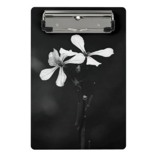 minimale schwarze und weiße Blumenelemente Mini Klemmbrett