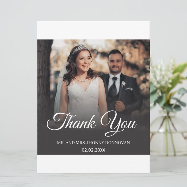 Minimale Script Hochzeit Danke Karte (Stehend Vorderseite)