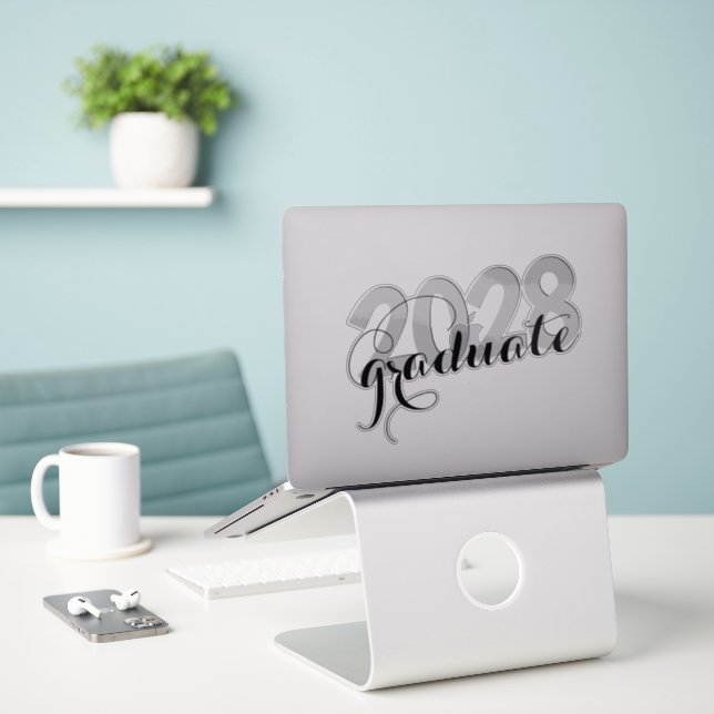 Minimaler Black Modern Script Abschluss Aufkleber (Laptop auf Schreibtisch)