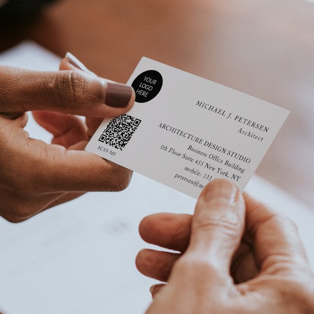 Minimaler einfacher, benutzerdefinierter QR-Code Visitenkarte (Von Creator hochgeladen)