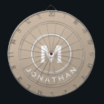 Minimaler klassischer Monogrammname Dartscheibe<br><div class="desc">Modernes Dartboard mit klassischer Blocktypografie,  Initial und Name in Weiß auf schlichtem beigen Hintergrund. Personalisieren Sie mit Name und Initial.</div>