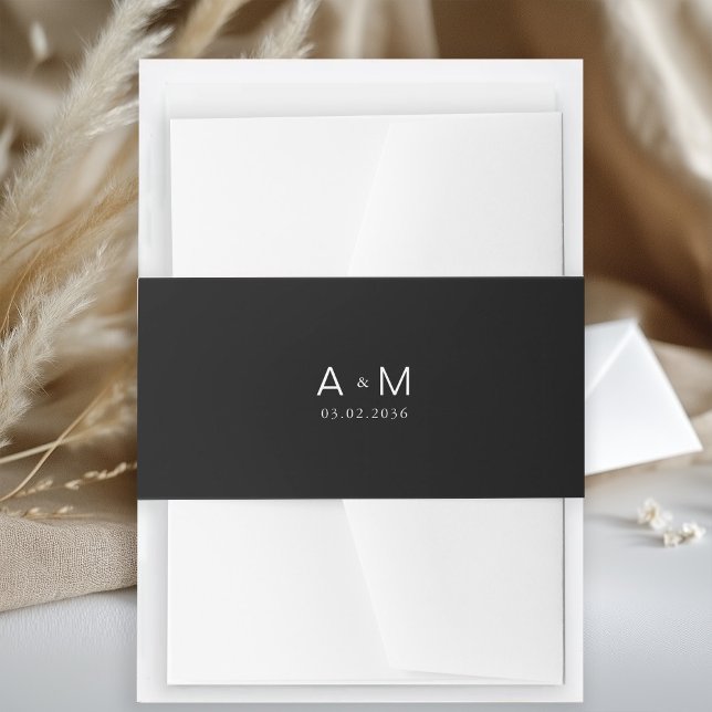 Minimaler Monogramm-Schwarz Einladungsbanderole (Minimal Monogram Black and White Invitation Belly Band with your monogram and date.)