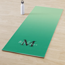 Minimaler Name für grüne Gradient Monogram-Skripte Yogamatte