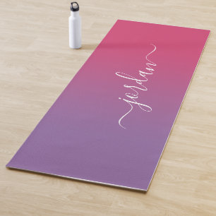 Minimaler rosa bis Lila weißer Skriptname Yogamatte