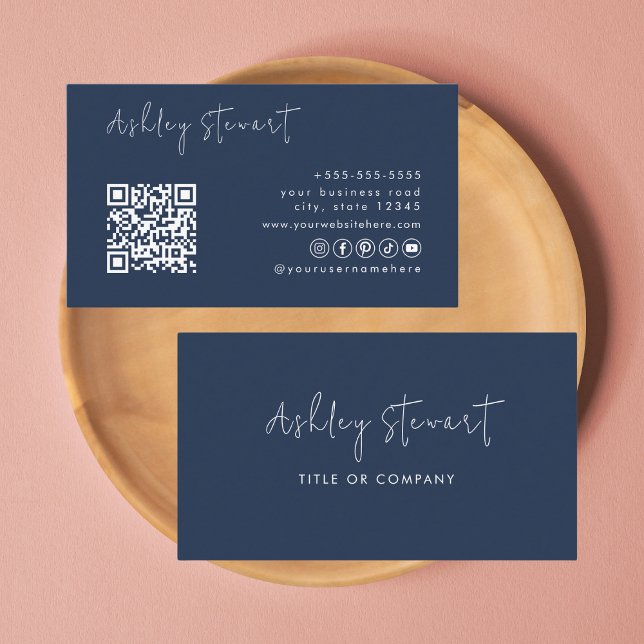 Minimaler Script Sicial Media Qr Code Navy Blue Visitenkarte (Von Creator hochgeladen)
