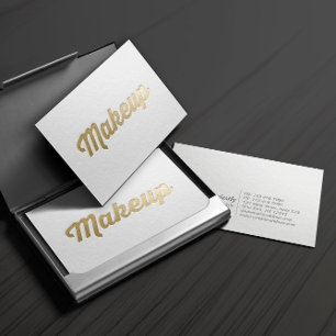 Minimaler White & Gold Embossed Text Makeup Artist Visitenkarte