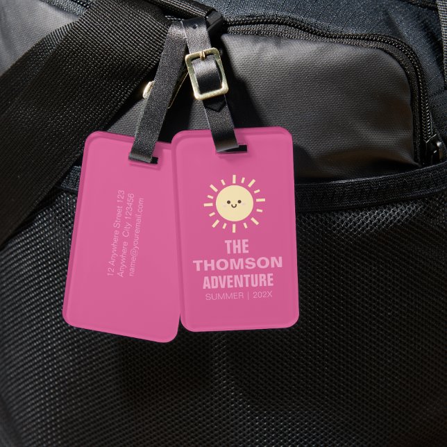 Minimales Abenteuer der modernen rosa Sommerfamili Gepäckanhänger (Von Creator hochgeladen)