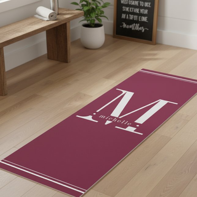 Minimales dunkles Burgundy und weißes Monogramm Yogamatte (Von Creator hochgeladen)