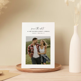 Minimales modernes Script-Schwarzweiß-Foto Save The Date