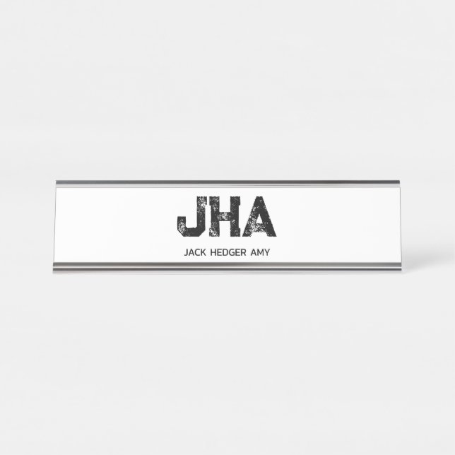 MINIMALIST BLACK THREE LETTER MONOGRAM NAME WHITE SCHREIBTISCHNAMENSPLAKETTE (Vorderseite )