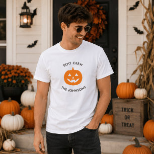 Minimalist Boo Crew – Halloween Personalisiert T-Shirt