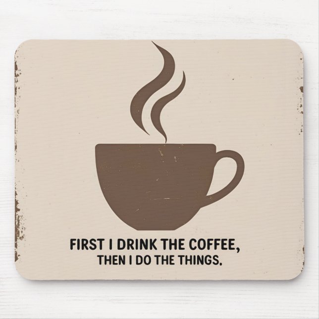 Minimalist “But First, Coffee” Mousepad – Stylish  (Vorne)