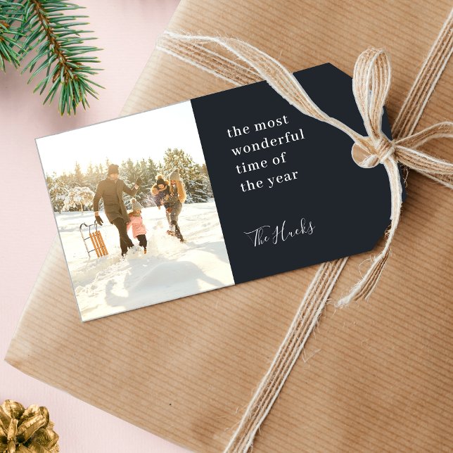 Minimalist Christmas | Modern Stylish Family Photo Geschenkanhänger (Custom Scandi-style Christmas tag for modern festive gift wrapping)