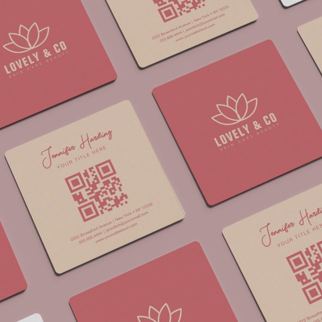 Minimalist Dusty Rose Cream Beauty QR Code Quadratische Visitenkarte (Von Creator hochgeladen)