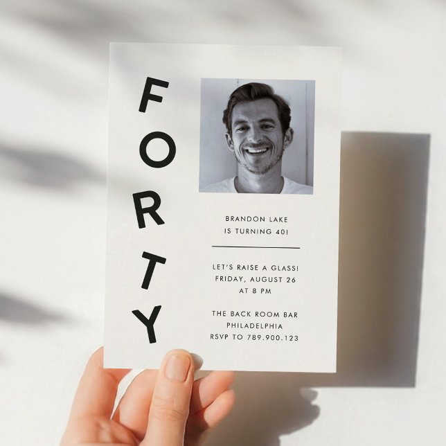 Minimalist Forty Black + White 40th Birthday Party Einladung (minimalist, modern, black-and-white 40th birthday party invitation for men)