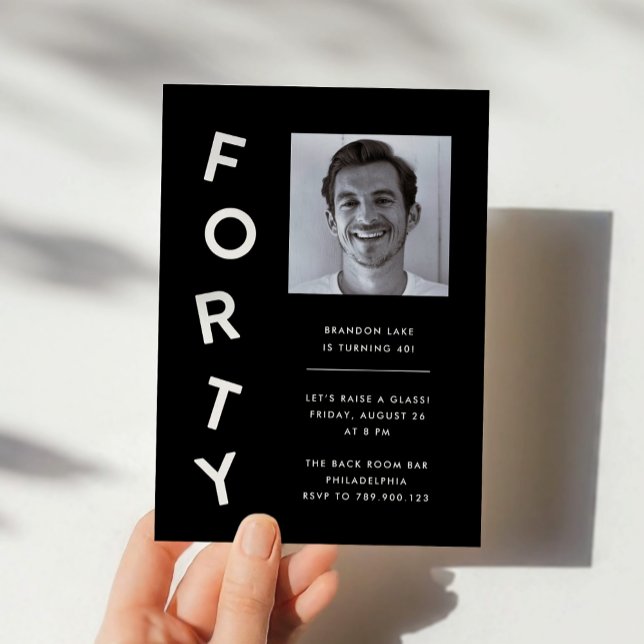 Minimalist Forty Black + White 40th Birthday Party Einladung (minimalist, modern, black-and-white 40th birthday party invitation for men)