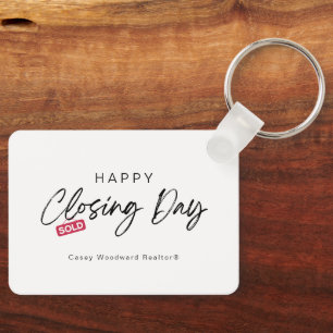 Minimalist Happy Closing Day von Realtor Budget Schlüsselanhänger