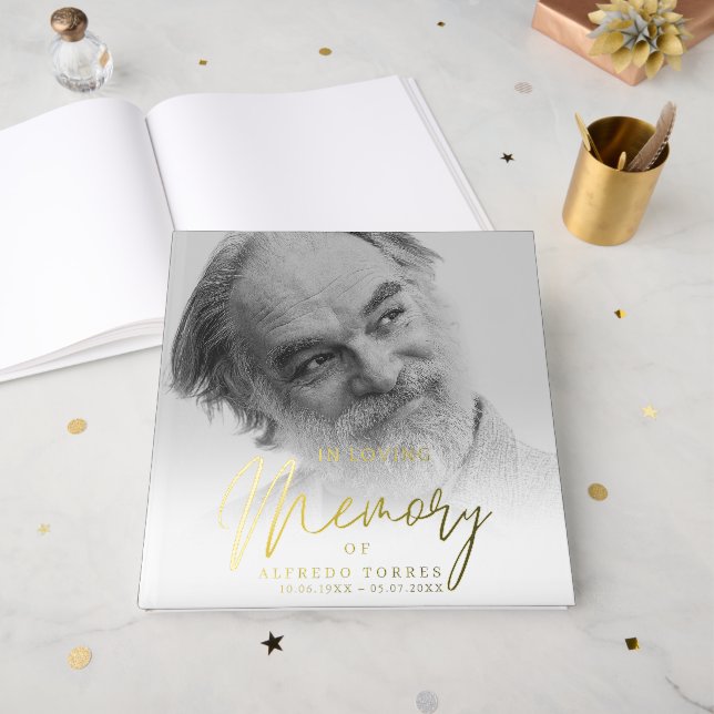 Minimalist In Loving Memory Trauerfeier  Gästebuch (Vorderseite Offen)