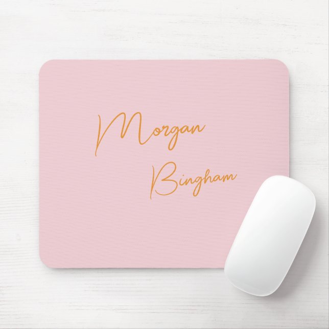 Minimalist monogram script pink mousepad (Mit Mouse)