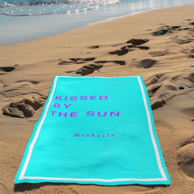 Minimalist Personalized Kissed by the Sun Strandtuch (Von Creator hochgeladen)