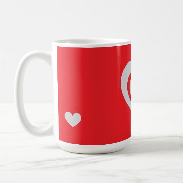Minimalist Red Mug with Heart Pattern (Gauche)