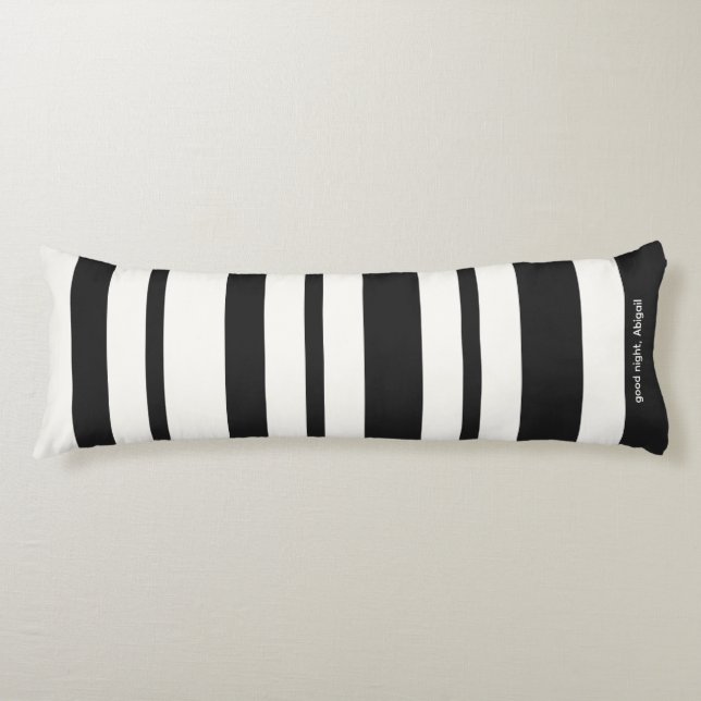 Minimalist stripes of black and white seitenschläferkissen (Vorderseite)