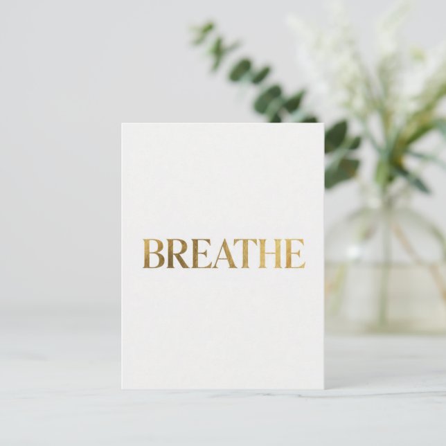 Minimalist typography with gold word breathe postkarte (Stehend Vorderseite)