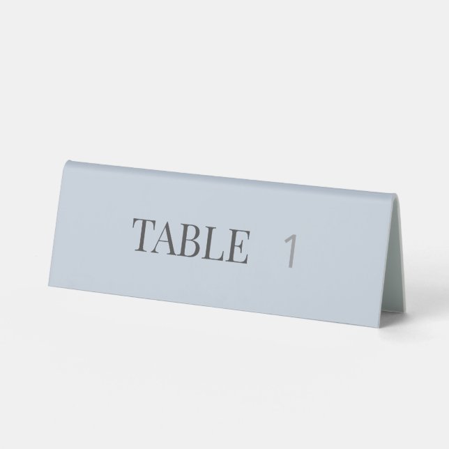 Minimalist Wedding Table Number Dusky Blue Tischaufsteller (Vorderseite)