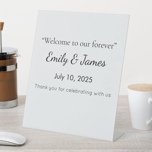 Minimalist White Welcome Sign Template Sockelschild (In Situ)