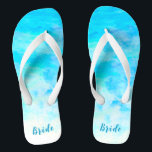 Minimalistisch Aqua Blue Gradient Etwas Blue Bridg Flip Flops<br><div class="desc">Diese Minimalistischen Aqua Blue Gradient Etwas Blue Bride Flip Flops werden Ihrem Hochzeitstag, Junggeselinnen-Abschied oder anderen Feiern eine stilvolle Glamenfülle hinzufügen. Strich Anpassen Sie es mit Ihrer Formulierung durch die Vorlagenfelder. Wenn Sie gewollt haben, um den Stil, die Farbe oder die Textplatzierung des Schriftartes zu ändern, klicken Sie einfach auf...</div>