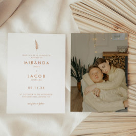 Minimalistisch Beige Palm Leaf Wedding Einladung