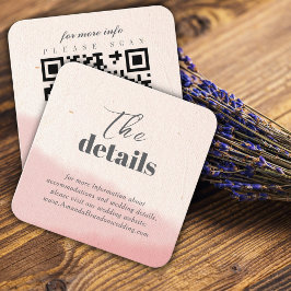 Minimalistisch Blush Bloom Bold Script QR Code Wed Begleitkarte