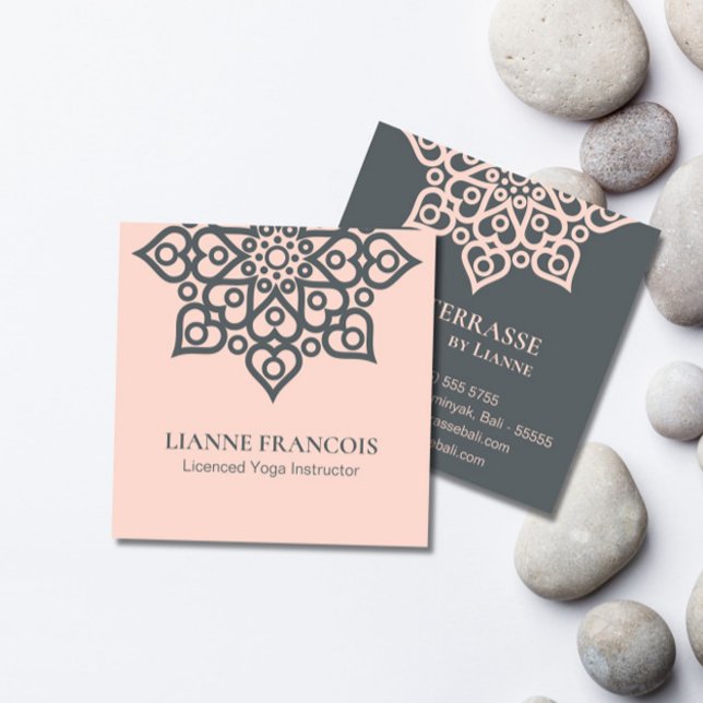 Minimalistisch Boho Pink Gray Mandala Yoga Spiritu Quadratische Visitenkarte (Von Creator hochgeladen)