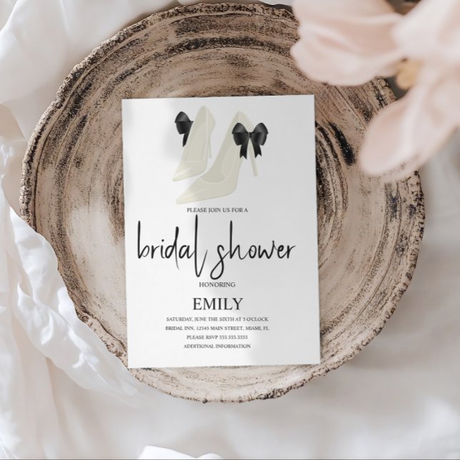 Minimalistisch Bow Black Wedding Heelses Brautpart Einladung (Von Creator hochgeladen)