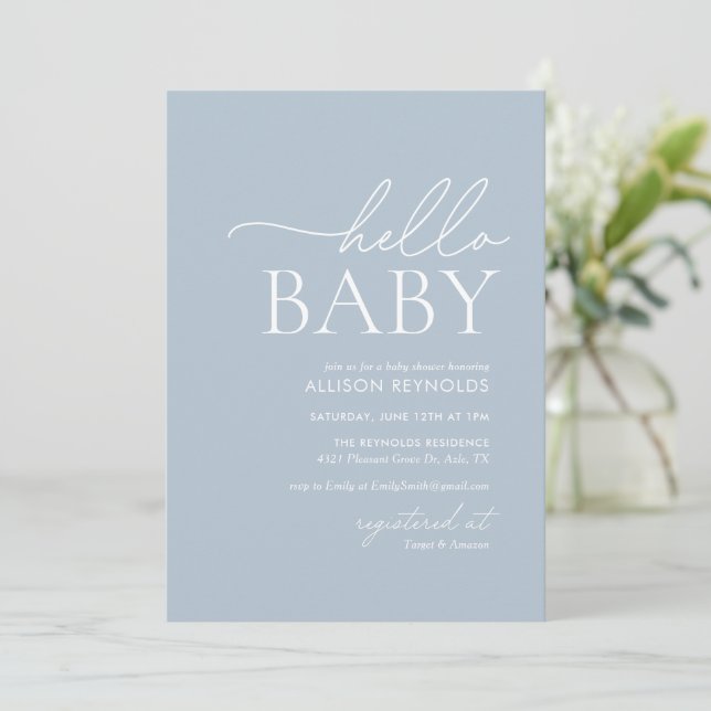 Minimalistisch Dusty Blue Hello Baby Dusche Einladung (Stehend Vorderseite)