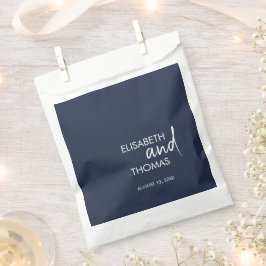 Minimalistisch einfach, modern und elegant Gefalle Geschenktütchen