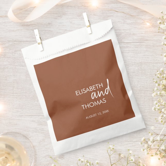 Minimalistisch einfach, modern und elegant Gefalle Geschenktütchen (Ausgeschnitten)