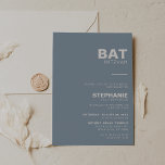 Minimalistisch Elegant Formal Blue Bat Mitzvah Einladung<br><div class="desc">Diese minimalistisch elegante formale blaue Fledermaus mitzvah Einladung ist perfekt für eine einfache religiöse Feier. Das Design besticht durch einen wunderschönen Schriftart in blauer Umgebung,  der Ihre Veranstaltung verzieren wird.</div>