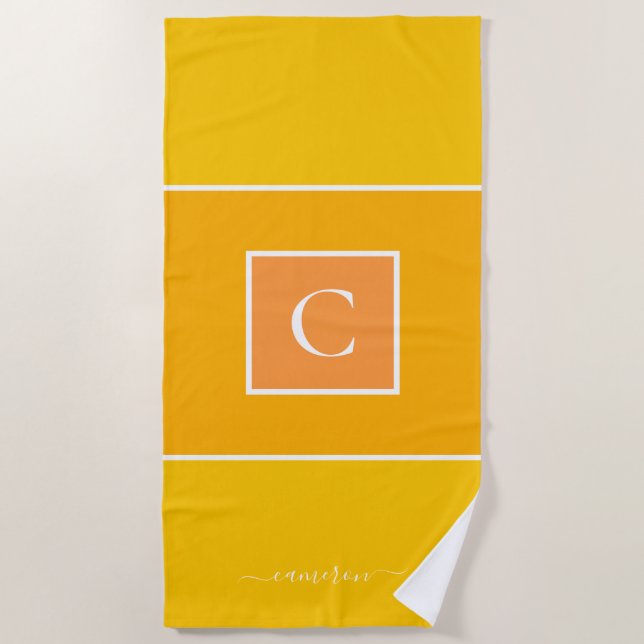 Minimalistisch-Gelbe Monogramm Personalisiert Strandtuch (Vorderseite)