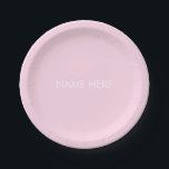 Minimalistisch hellrosa Individuelle Name Pappteller<br><div class="desc">Minimalistische hellrosa und weiße individuelle Name-Text Monogramm Teller Papier</div>