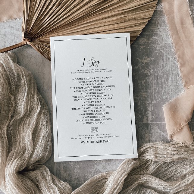 Minimalistisch I Spy Wedding Foto Scavenger Hunt G Flyer (Von Creator hochgeladen)