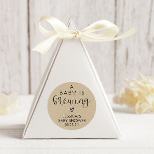 Minimalistisch ist ein Baby, das eine Babydusche z Runder Aufkleber