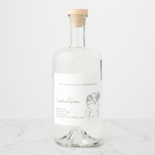 Minimalistisch Line Art Couple Hugging mit Bouquet Alkoholflaschenetikett