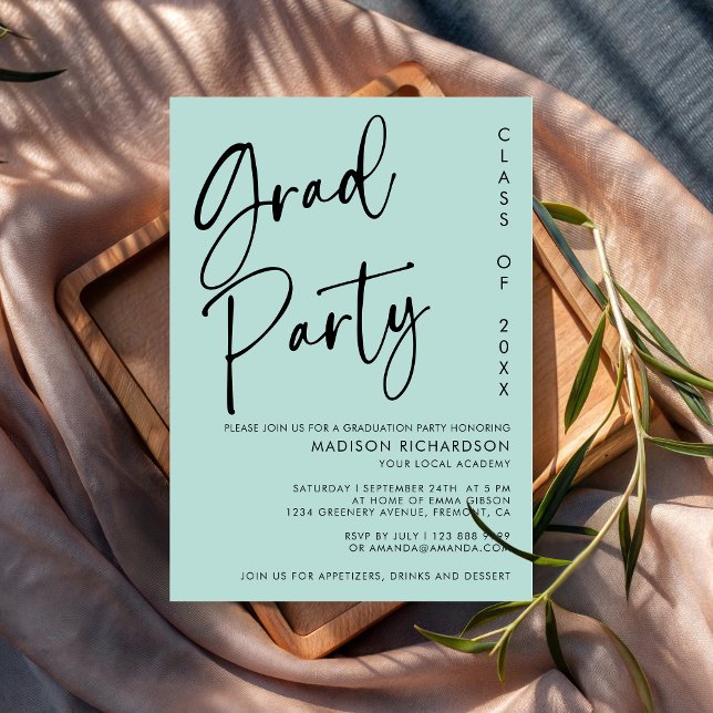 Minimalistisch Mint Green Script Graduation Party Einladung (Von Creator hochgeladen)