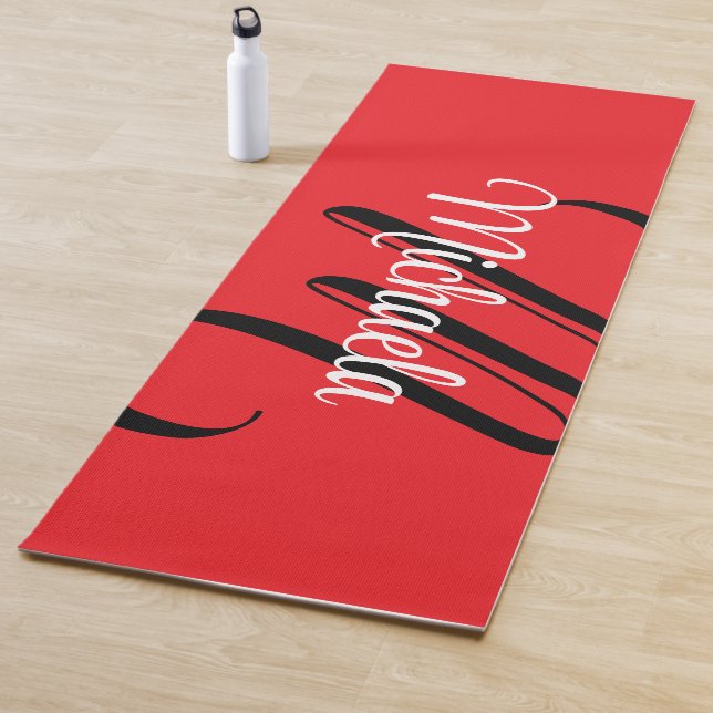 Minimalistisch moderner Monogramm Anfangsname rot Yogamatte (Beispiel)