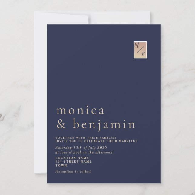 Minimalistisch Navy Blue Gold Monogram Wedite Einl Einladung (Vorderseite)