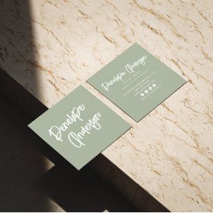 Minimalistisch Pistachio Green Neutral Boho Modern Quadratische Visitenkarte