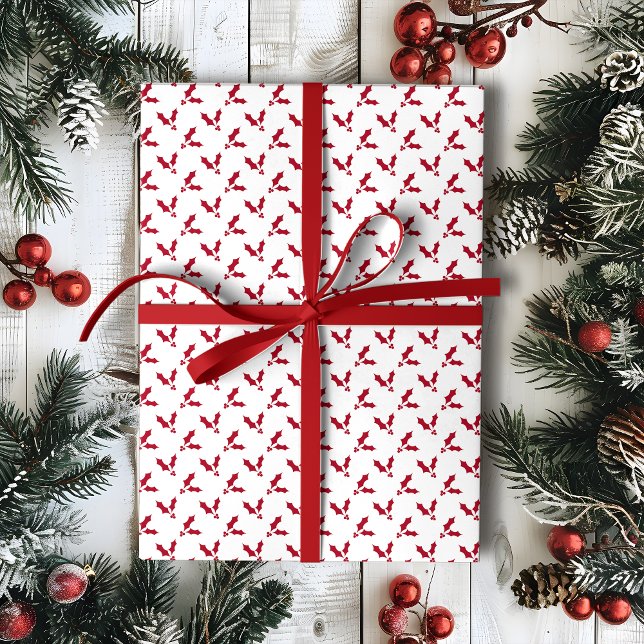 Minimalistisch Red Holly Berry zu Weihnachten Geschenkpapier (Von Creator hochgeladen)