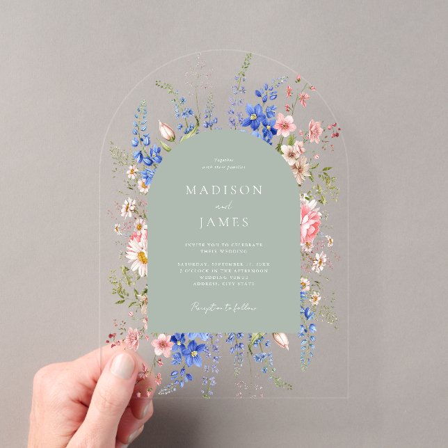 Minimalistisch Sage Green Boho Wildblume Wedding Acryleinladungen (Insitu (Handheld))